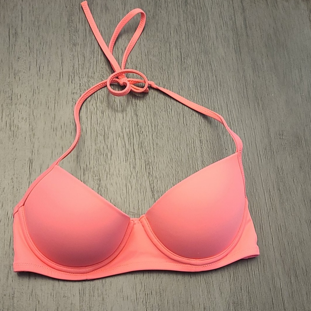 32B Victoria's Secret Coral Bikini Top